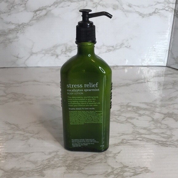 Bath and body Works aromatherapy stress relief in eucalyptus spearmint - Picture 4 of 8